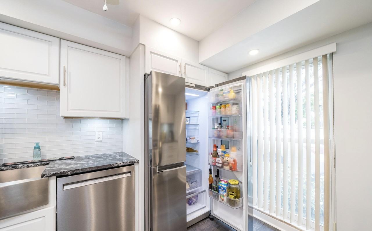 1814 Presidential Way