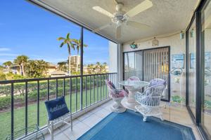 featured image of 2400 South Ocean Drive