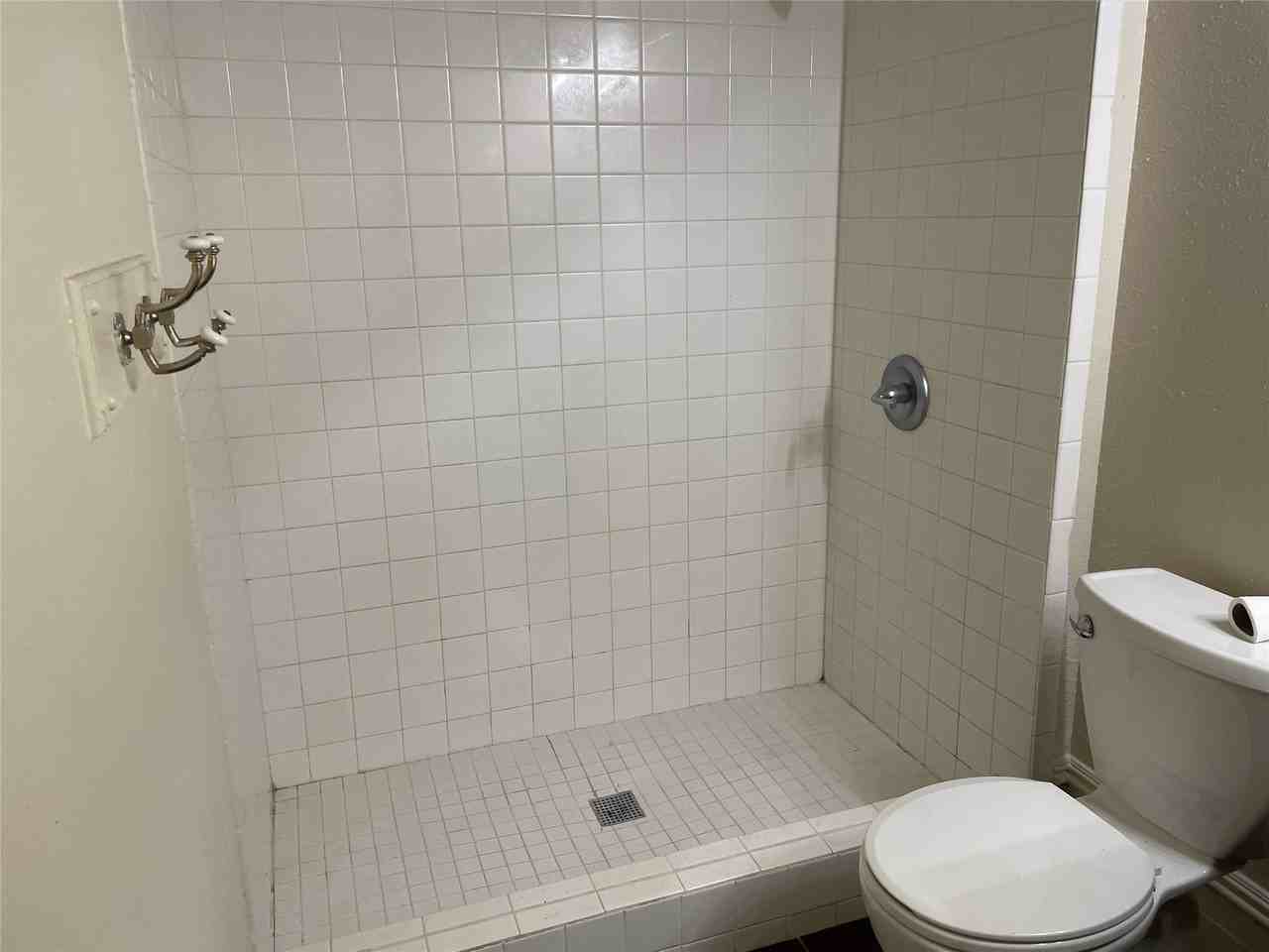 2118 Strand St #2118-208 - Photo 3 of 18