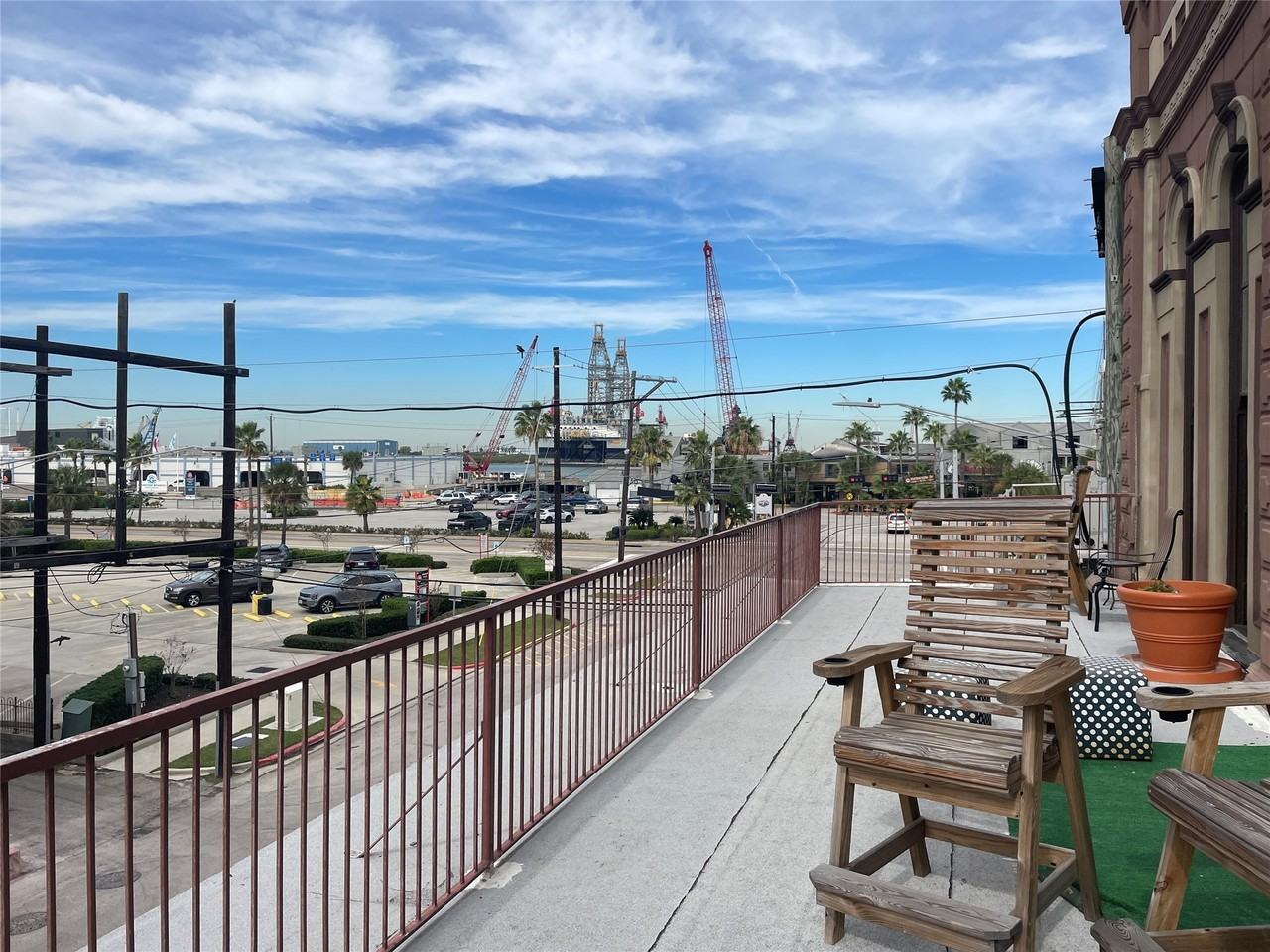 2118 Strand St #2118-208 - Photo 6 of 18