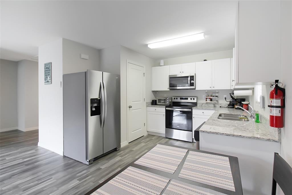 3084 Sudbury St #3084 - Photo 7 of 37