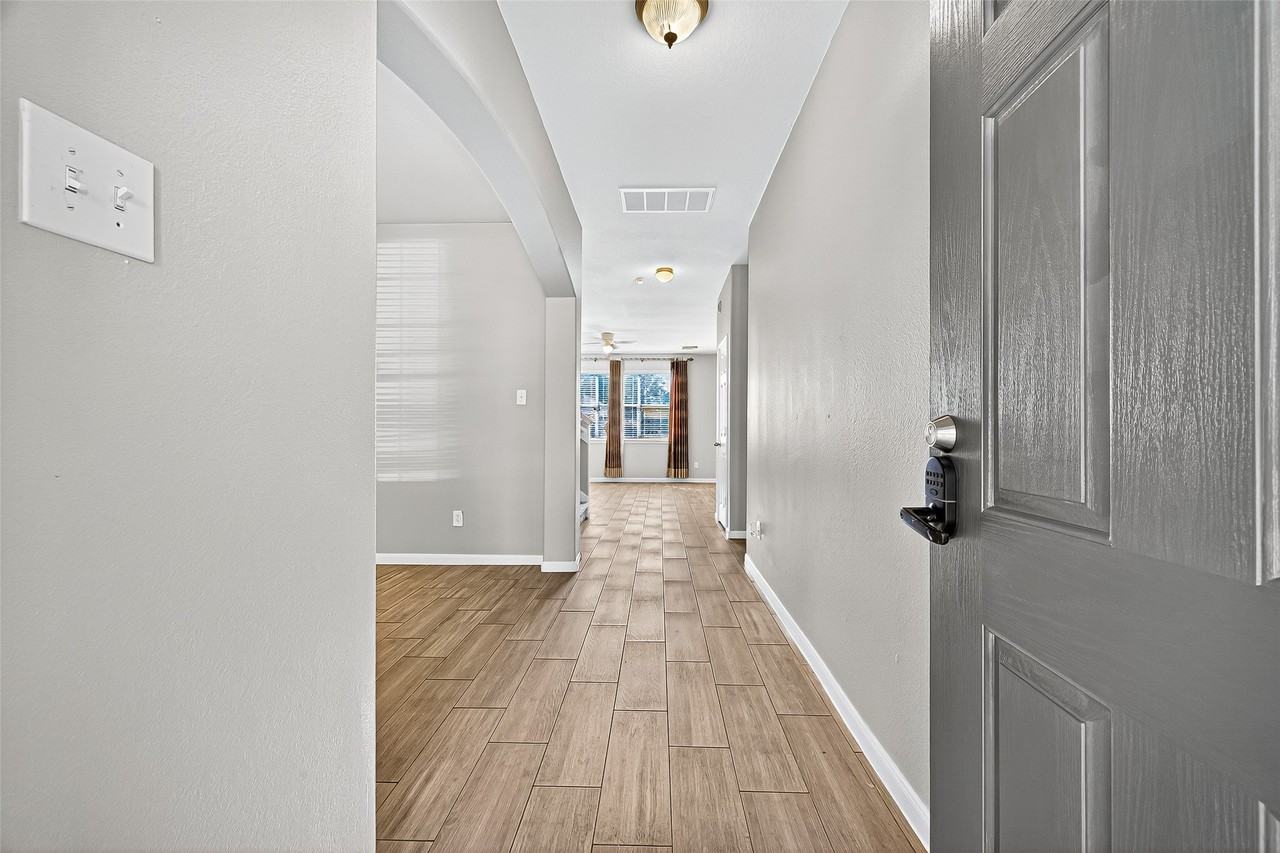 14727 Band Tailed Pigeon Ct #14727 - Photo 4 of 50