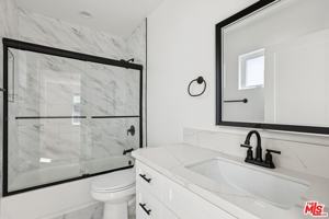 featured image of 2111 Holly Drive