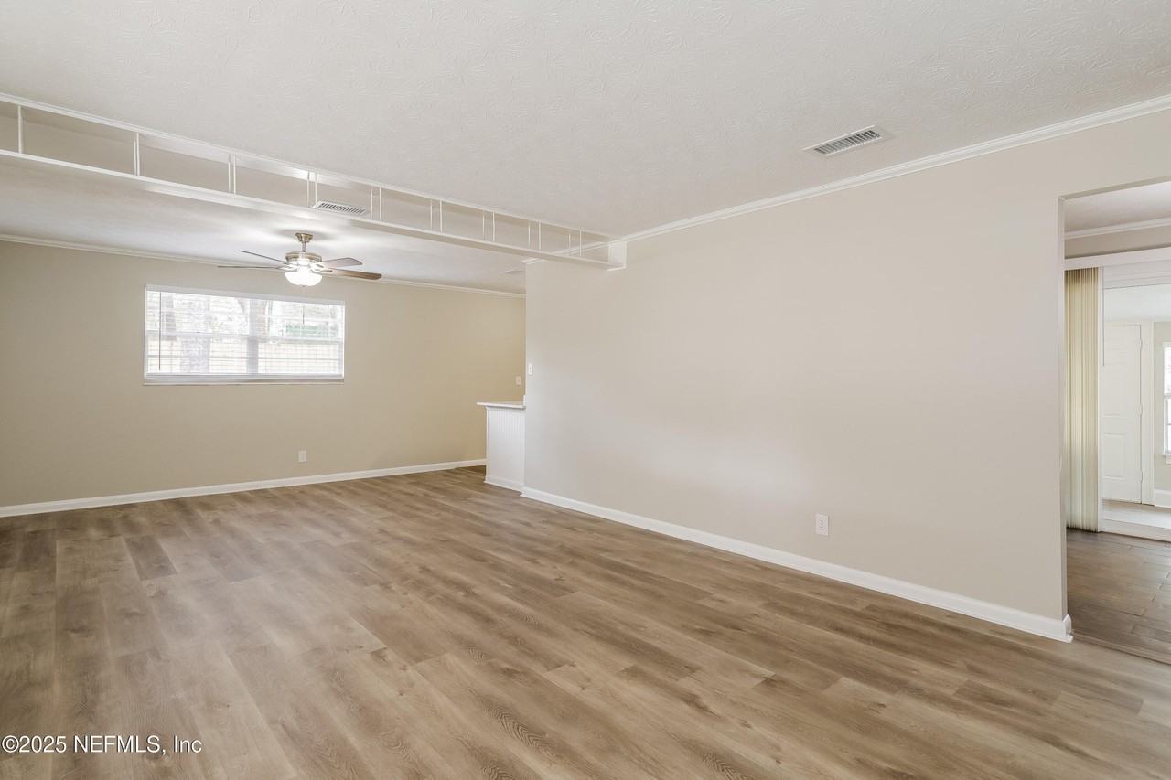 470 Sigsbee Ct #470 - Photo 4 of 15