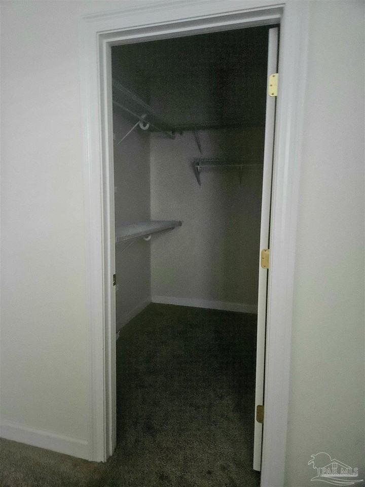 6148 The Oaks Lane #6148B