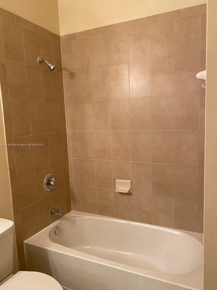 9411 Sw 172nd Ave #9411-9411 - Photo 4 of 20