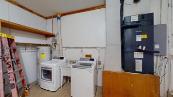 featured image of 959 N Highway #959