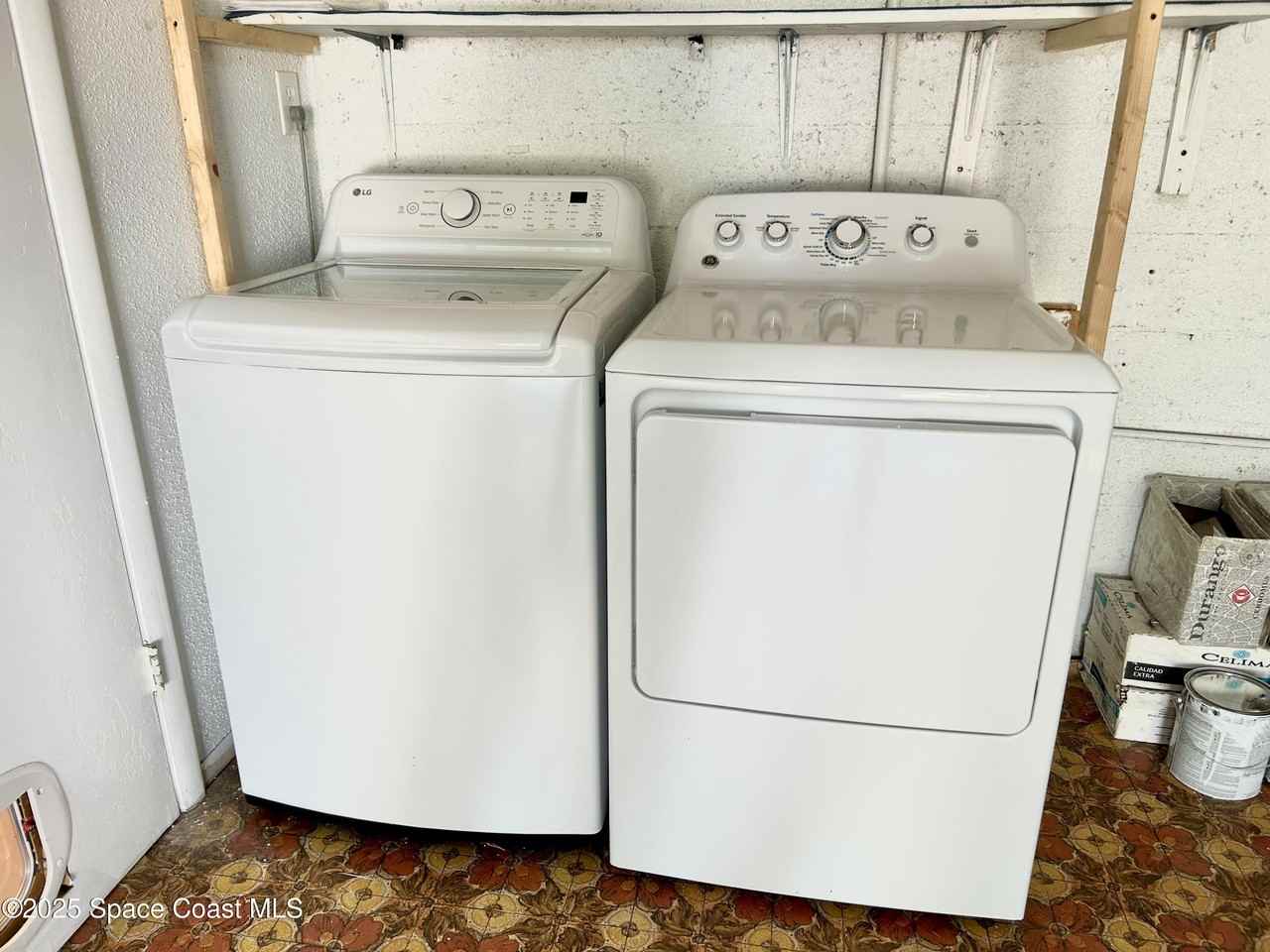 401 Sea Horse Ave #401 - Photo 6 of 37