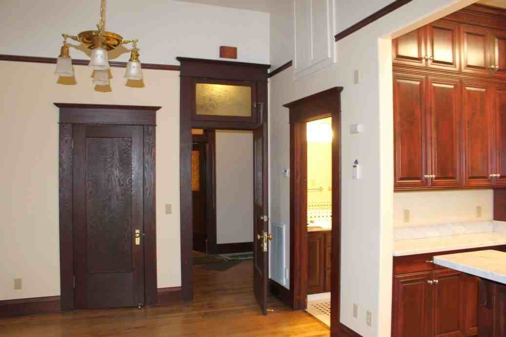 327 Normal Ave - Photo 4 of 25