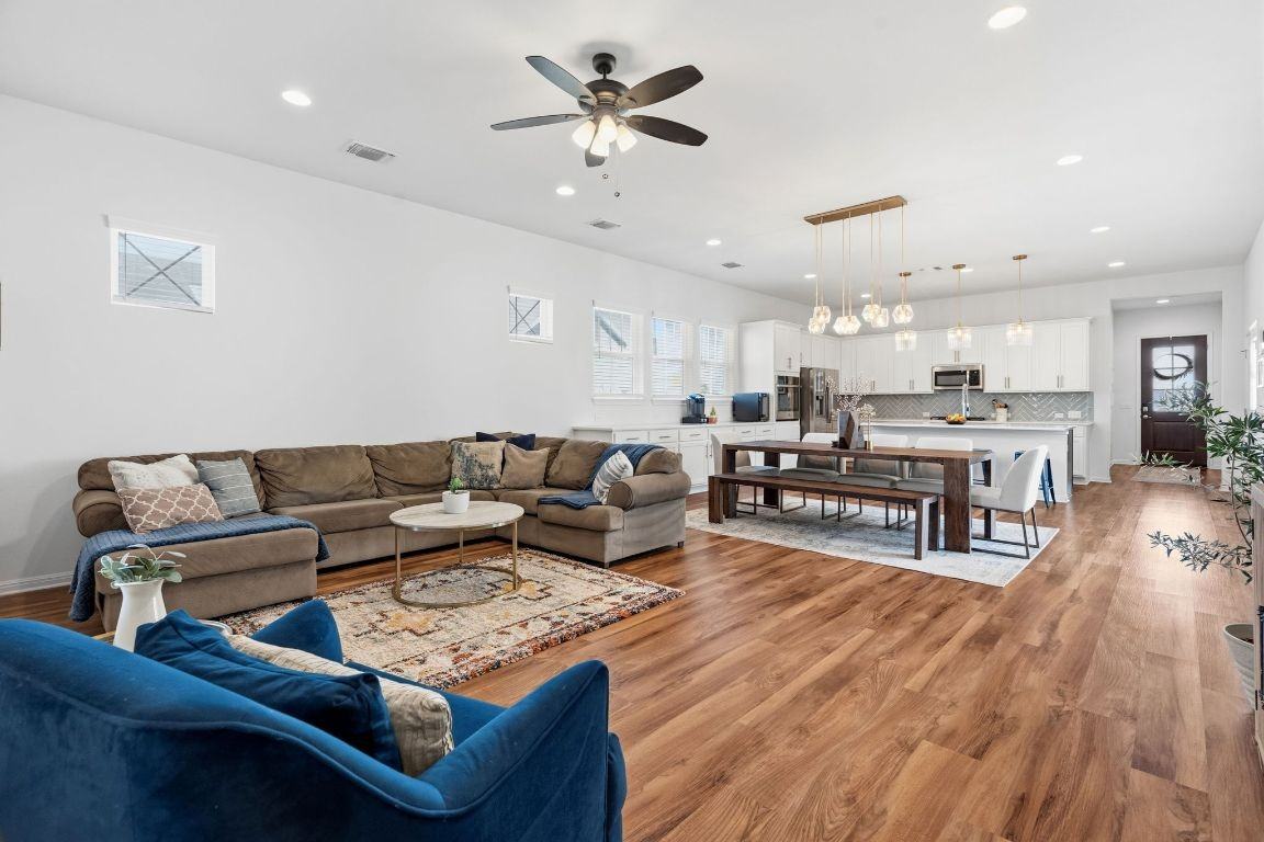 8704 Apogee Blvd #8704 - Photo 4 of 40