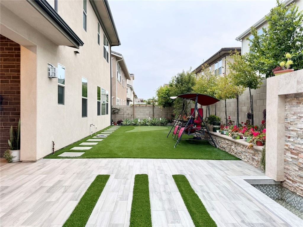 71 Cartwheel #71 - Photo 7 of 11