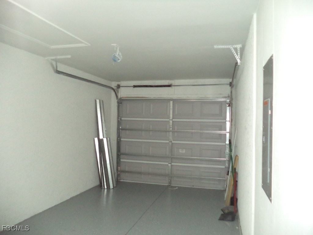 6062 Laurelwood Dr #6062 - Photo 3 of 7