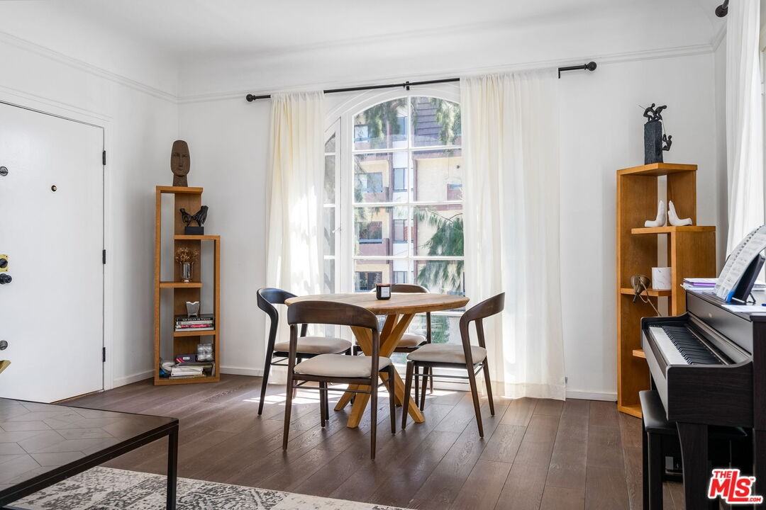 101 North Clark Drive #101-103 - Photo 3 of 23