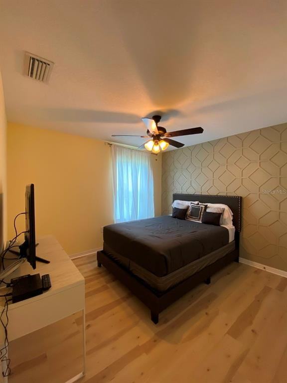 809 N Oregon Ave #809 - Photo 4 of 16