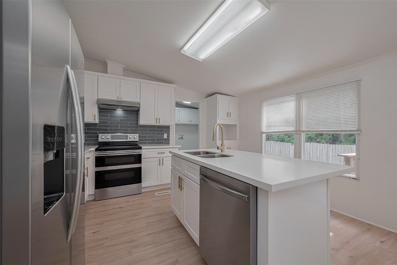 16282 Wild Oak Lane #16282 - Photo 4 of 37