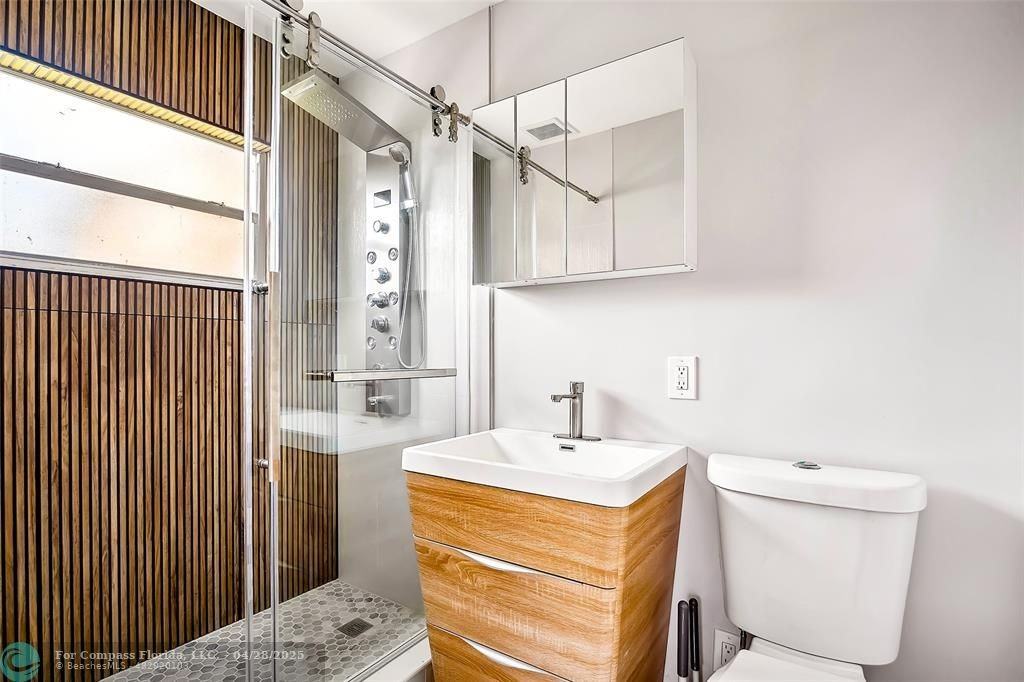 2508 Arthur St #2508 - Photo 2 of 33