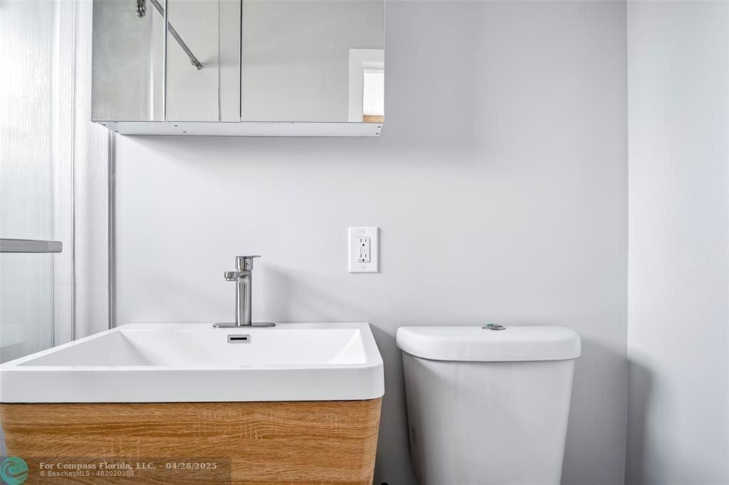 2508 Arthur St #2508 - Photo 6 of 33