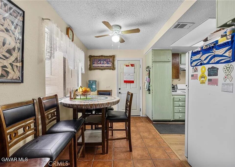 45109 18th Street West #45109 - Photo 6 of 9