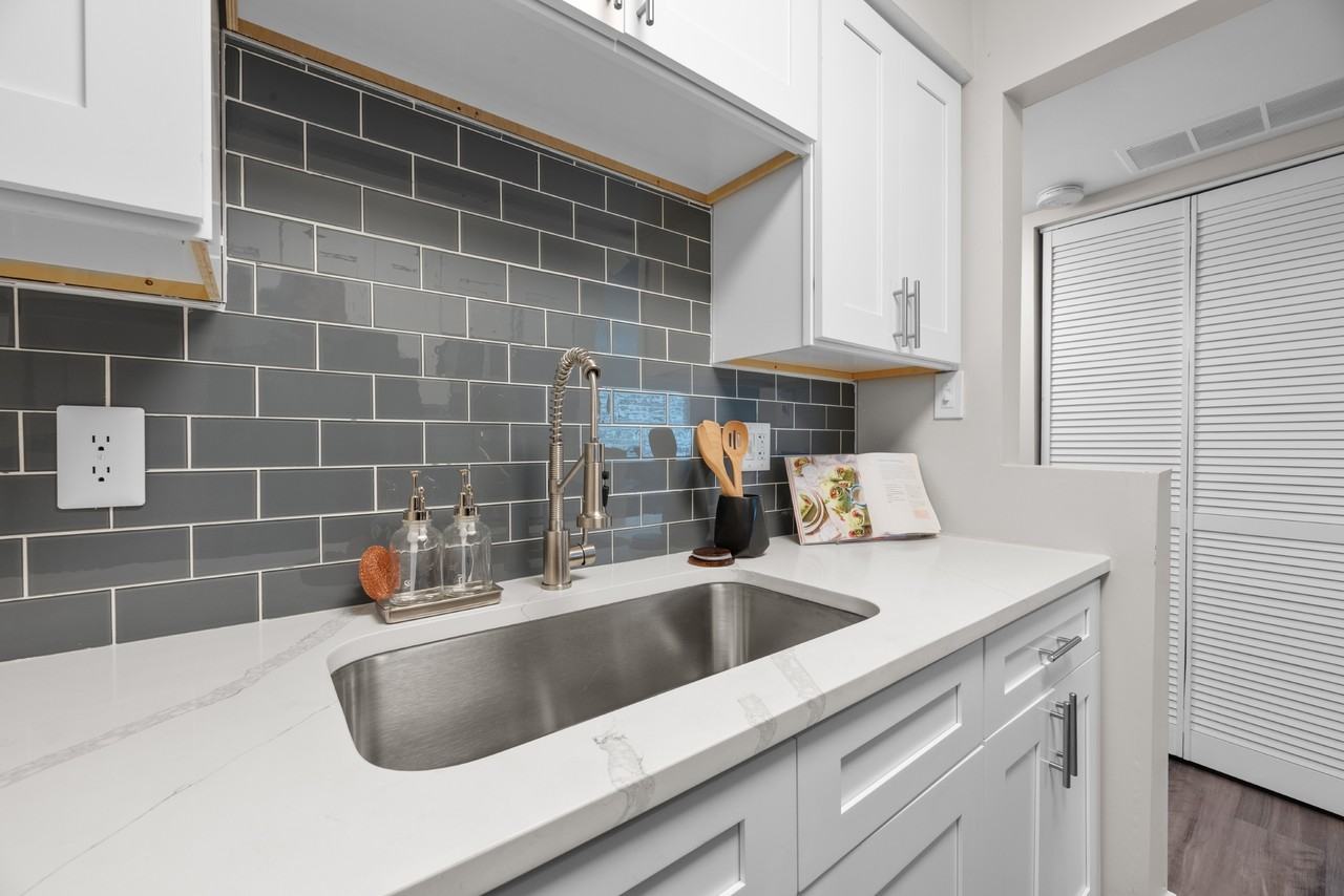 The Rand - Photo 5 of 30