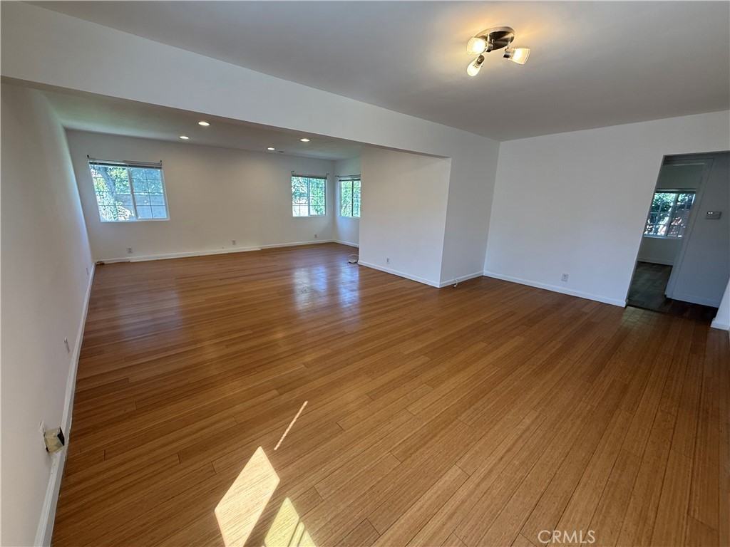 19148 Saticoy Street #19148 - Photo 7 of 25