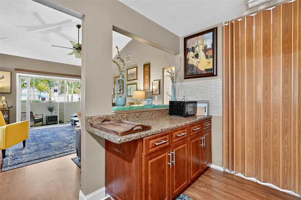1813 Bough Ave #1813A - Photo 3 of 21