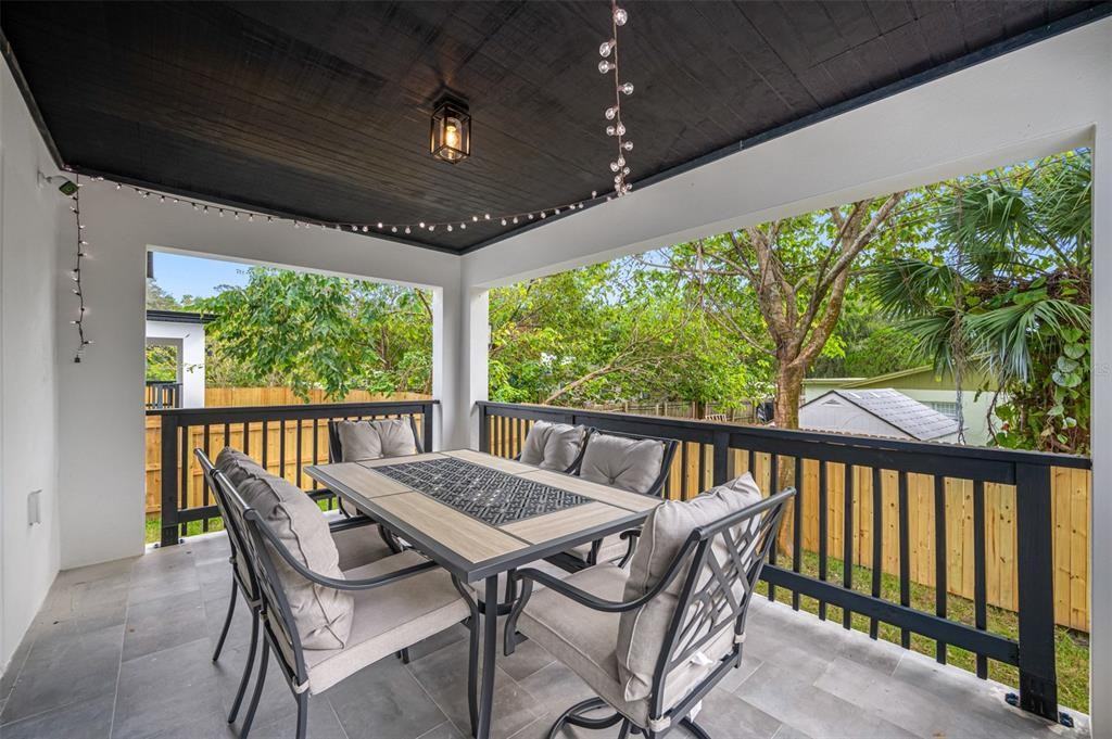 3717 East Clifton Street #3717 - Photo 3 of 23