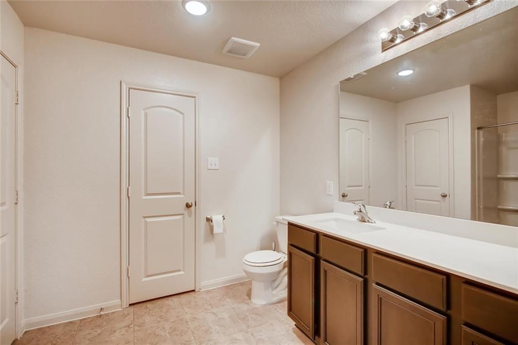 20029 Grover Cleveland Way #20029 - Photo 3 of 8