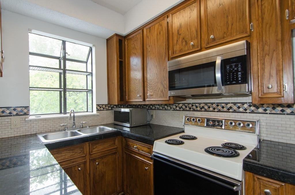 4409 Speedway #4409-201 - Photo 3 of 35