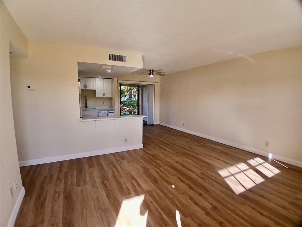 4131 Oak Terrace Drive #4131-4131 - Photo 2 of 34