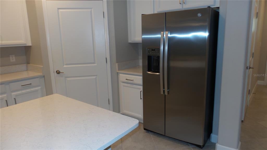 16715 Shell Bay Dr #16715 - Photo 4 of 19