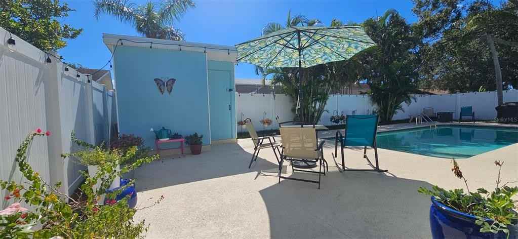 1627 Dale Circle South #1627 - Photo 3 of 32