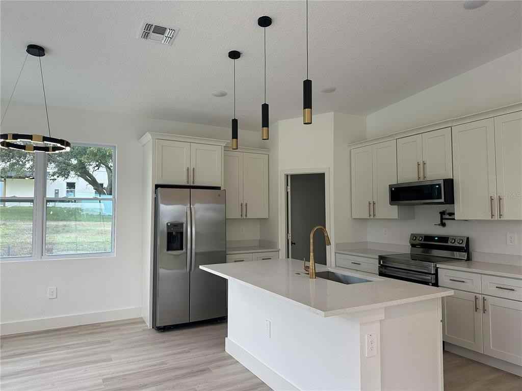 17951 Se 62nd St #17951 - Photo 4 of 7