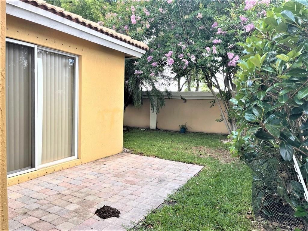 3427 Commodore Court #3427