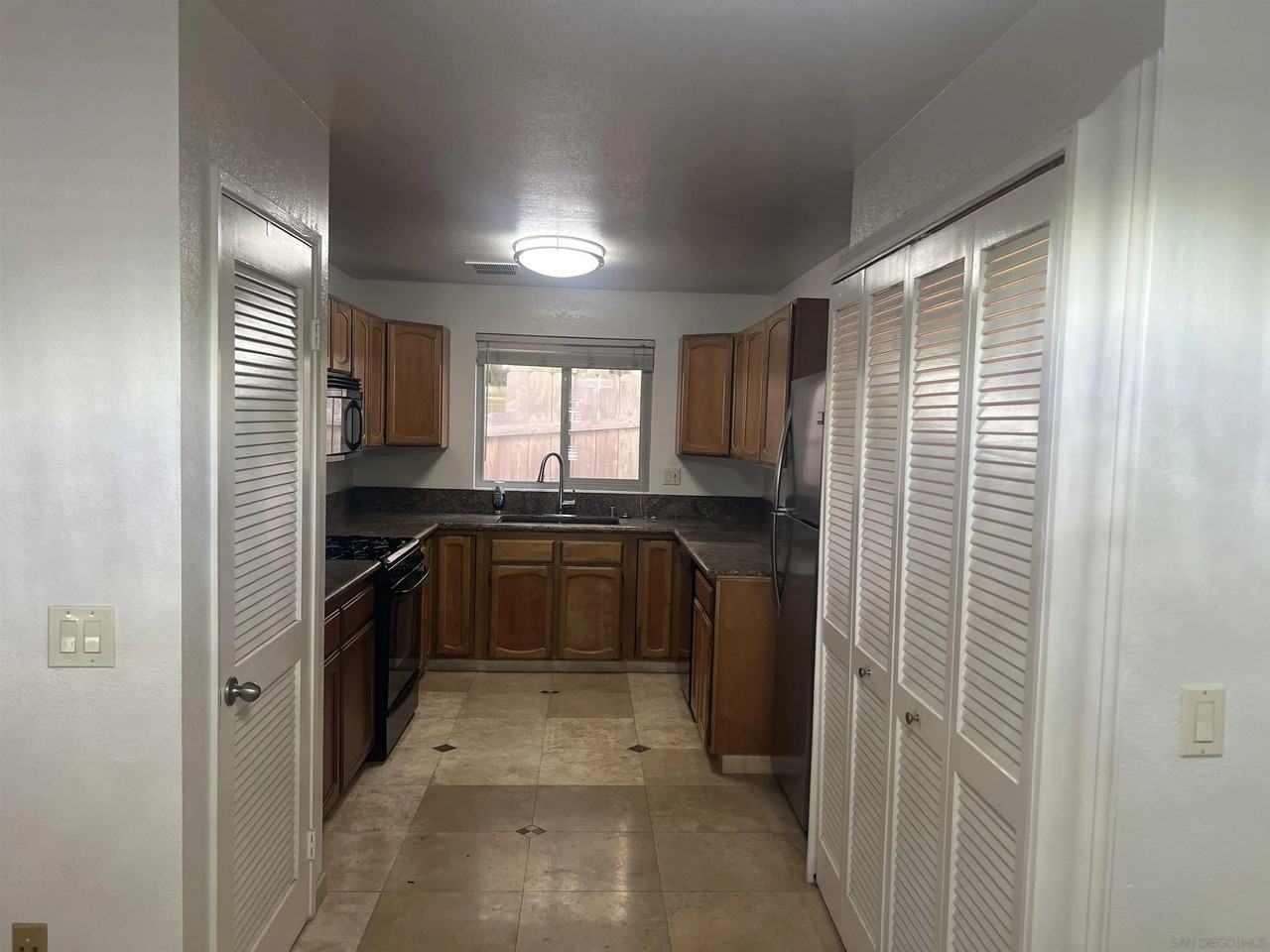 3044 Oliphant St #3044A - Photo 4 of 21