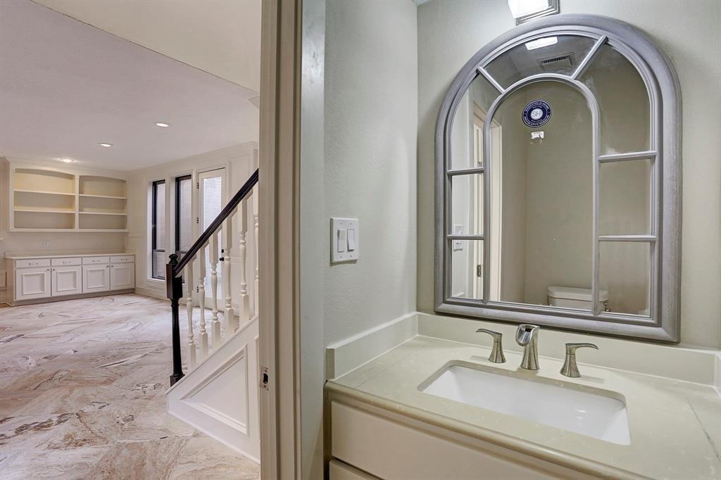 15747 Tanya Cir #15747 - Photo 5 of 21