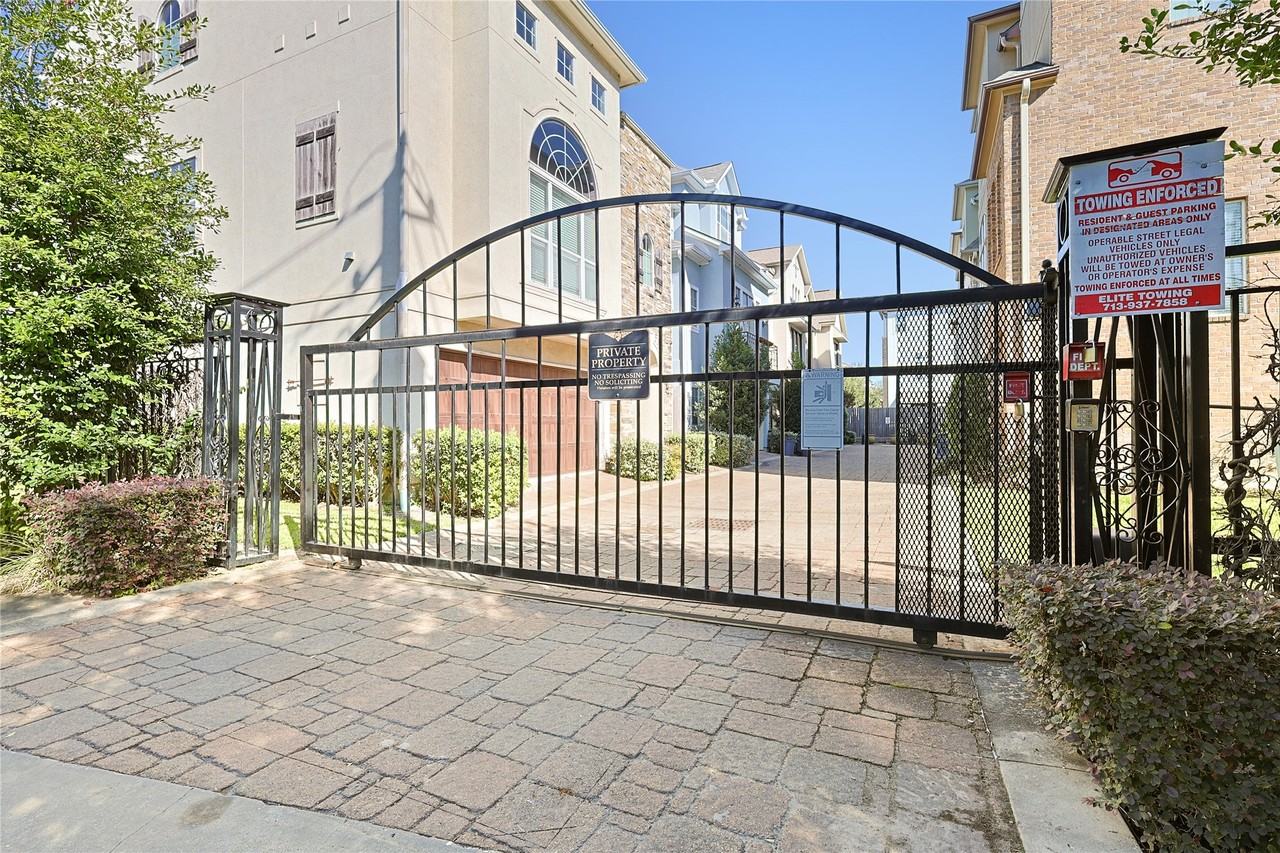 2712 Sherwin Street #2712 - Photo 6 of 18