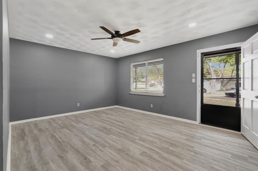 1704 Foster Drive #1704 - Photo 2 of 17