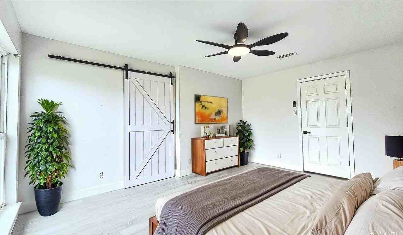 403 Vance St #403 - Photo 7 of 14