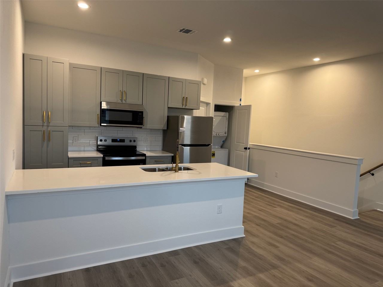 3214 Frying Pan Pl #3214B - Photo 6 of 13