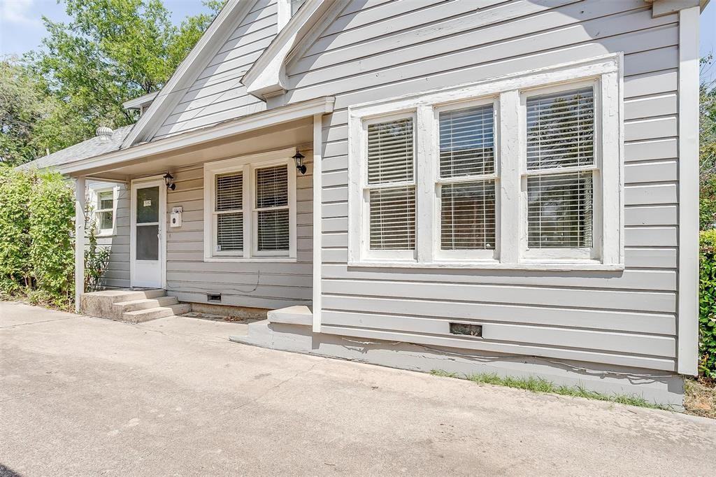 3140 Rogers Avenue #3140-3142 - Photo 3 of 13