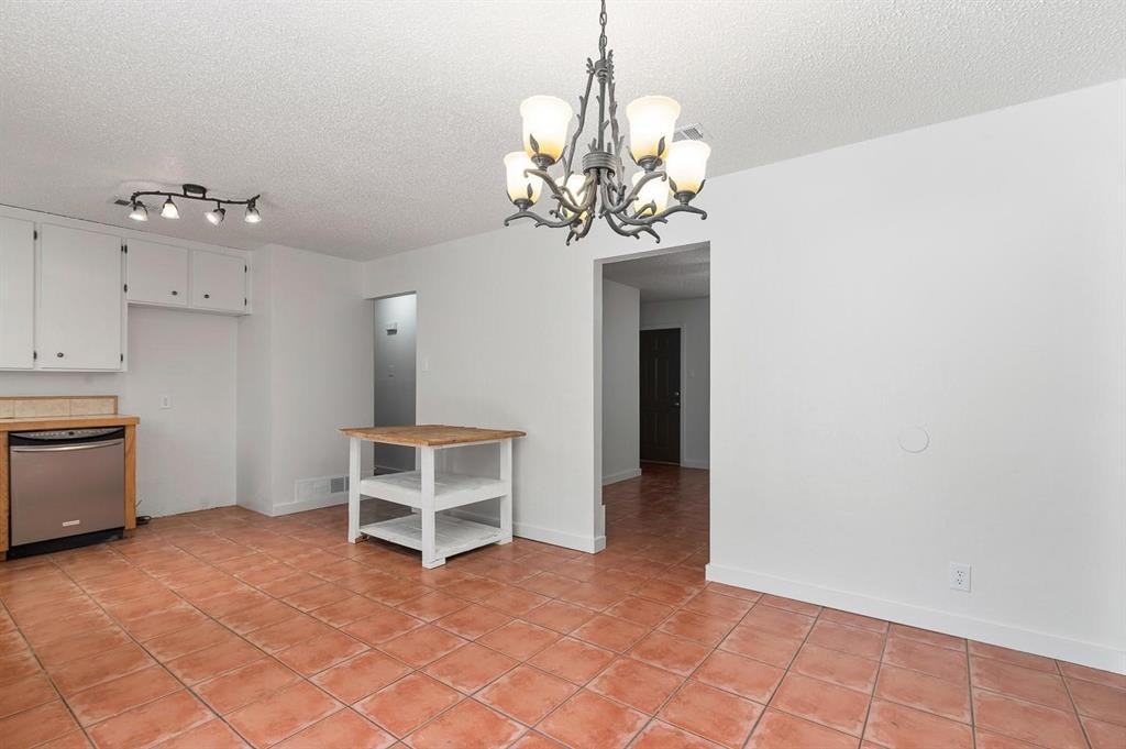 1424 Phillips St #1424 - Photo 7 of 24