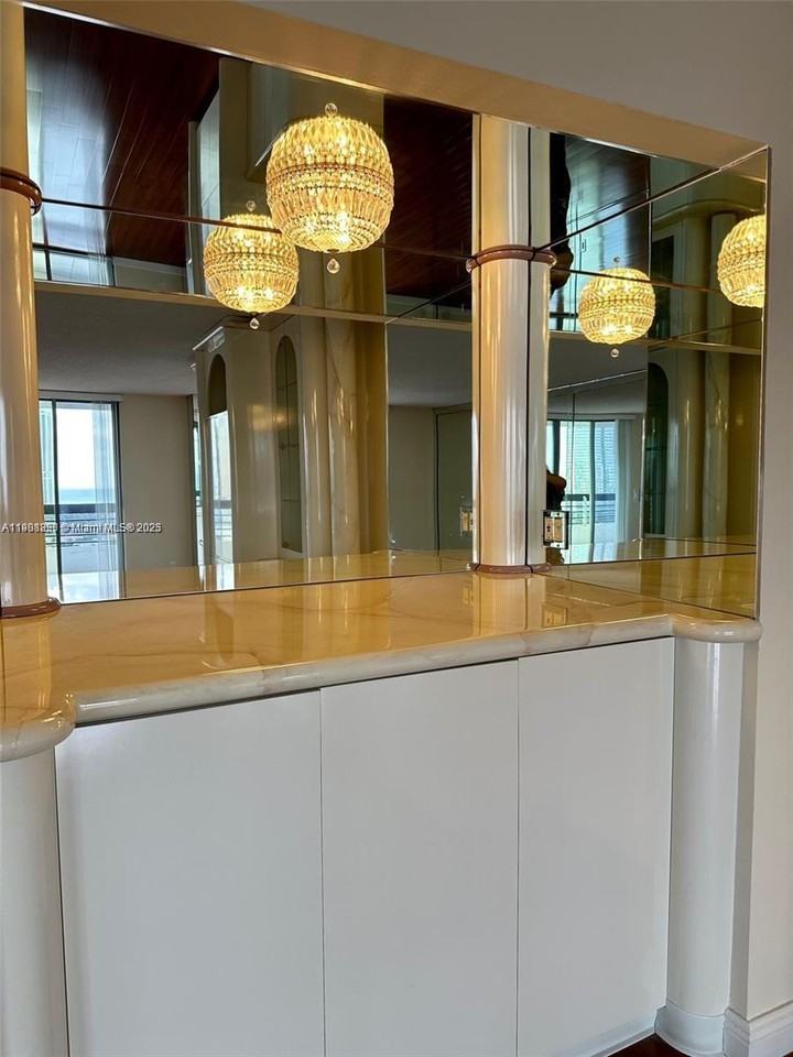 19101 Mystic Pointe Dr #19101-2008 - Photo 7 of 30