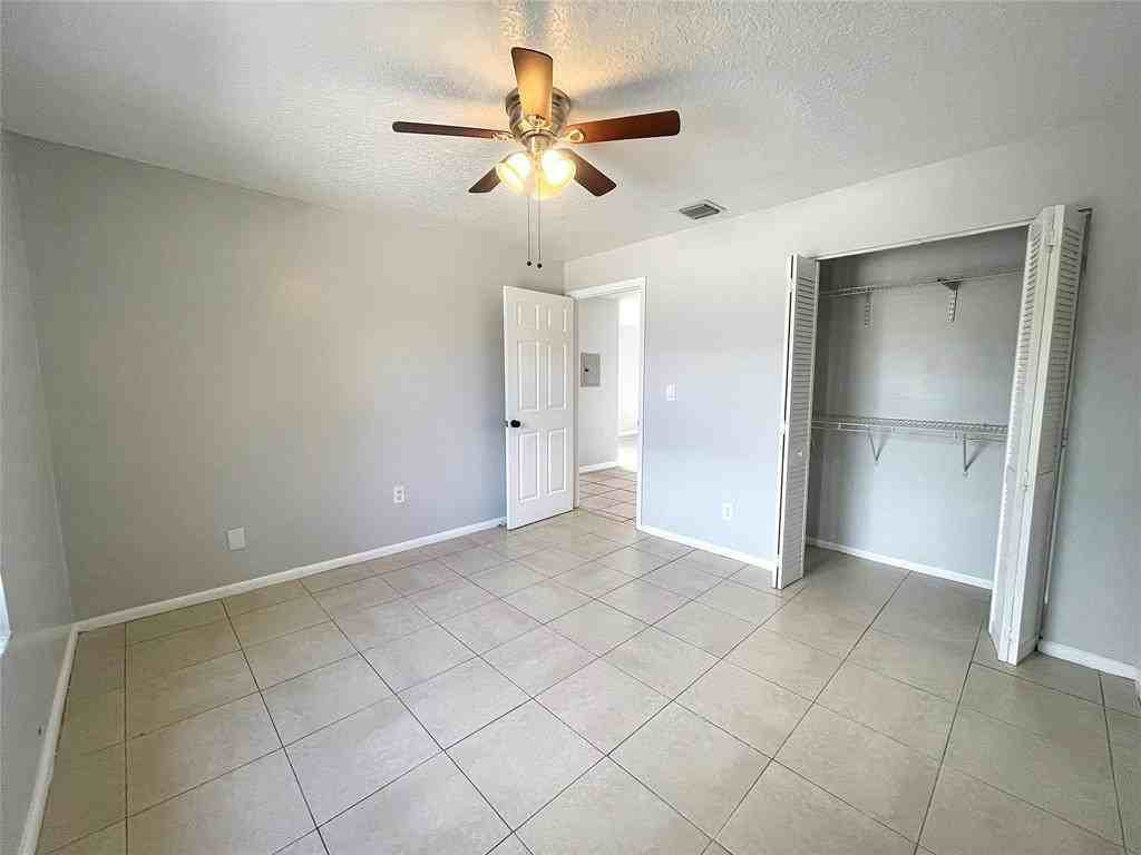 200 Palm Avenue #200-5 - Photo 3 of 12