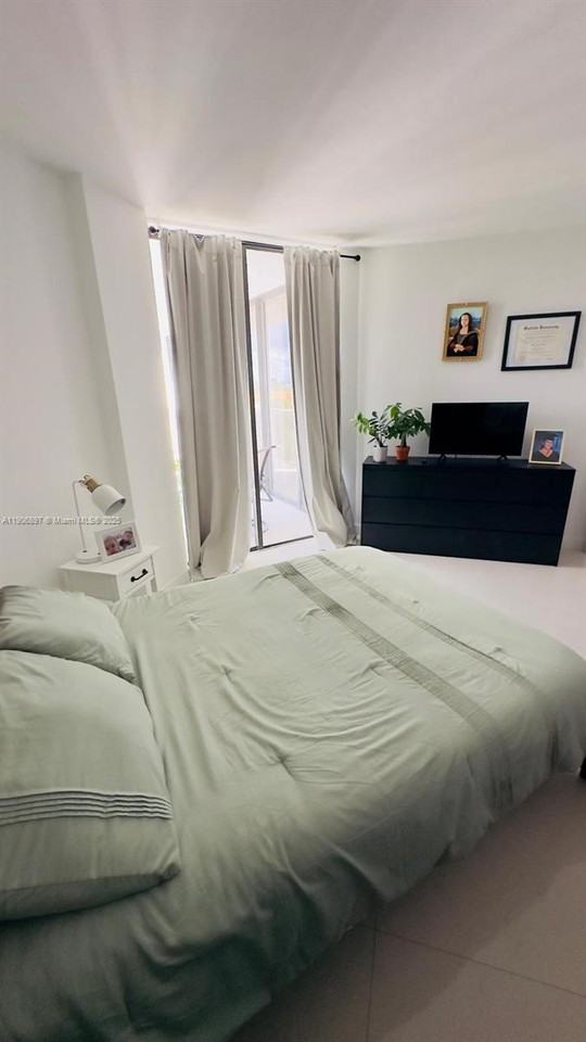 3610 Yacht Club Dr #3610-609 - Photo 2 of 27