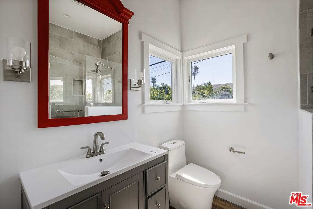 2358 West 20th Street #2358 - Photo 2 of 33
