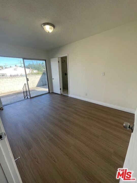 1919 West 36th Street #1919 - Photo 5 of 17