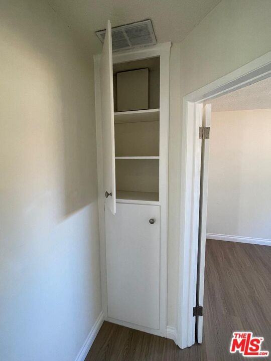 1919 West 36th Street #1919 - Photo 7 of 17