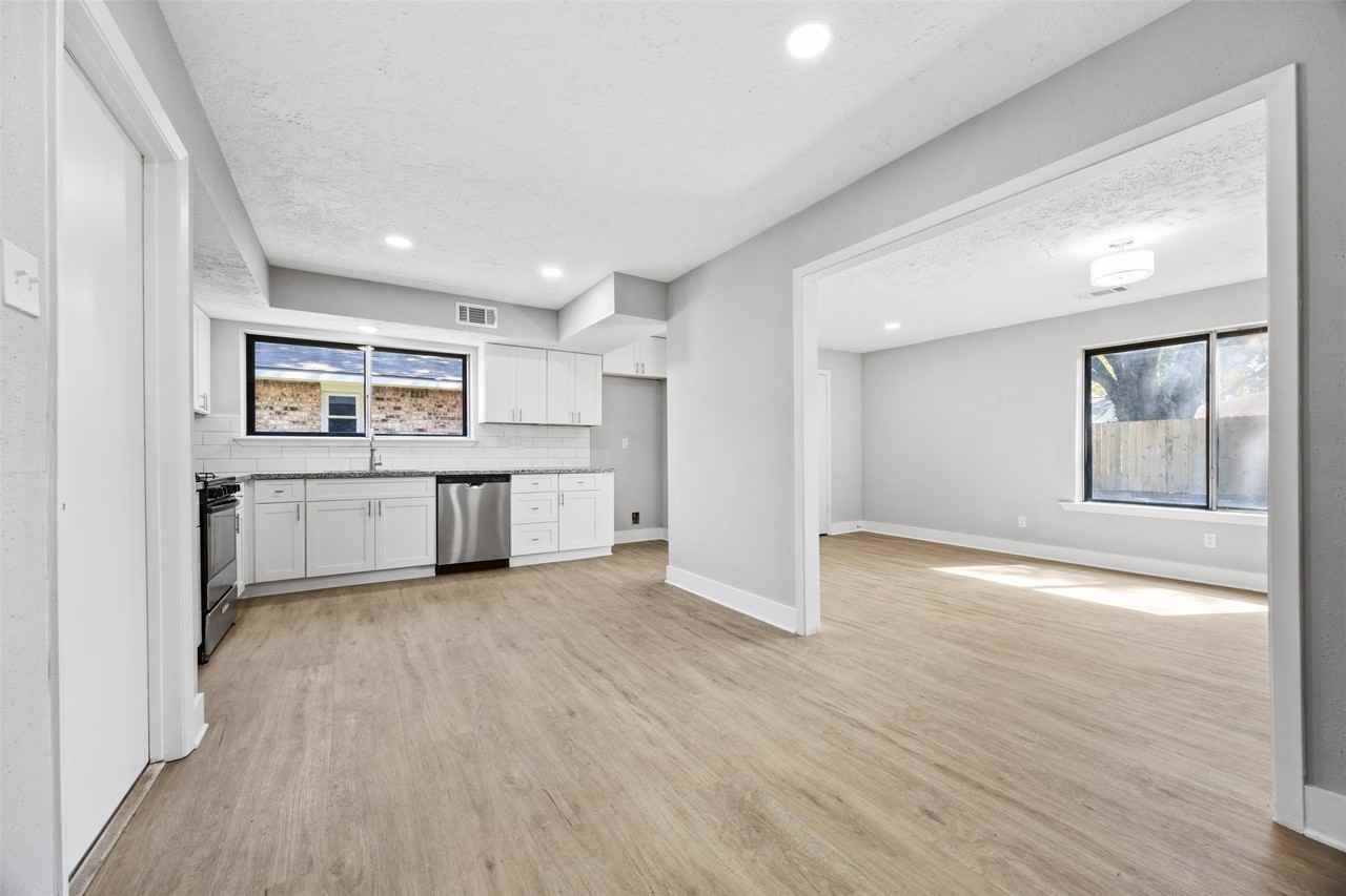 3030 Becket St #3030 - Photo 4 of 22