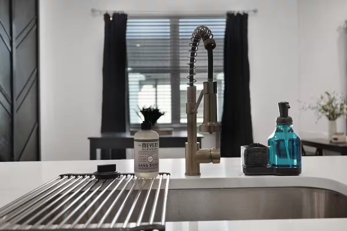 4615 Indie Heights Ln #4615 - Photo 4 of 18