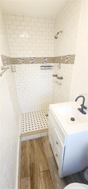 301 Avenue B Se #301-4 - Photo 4 of 16